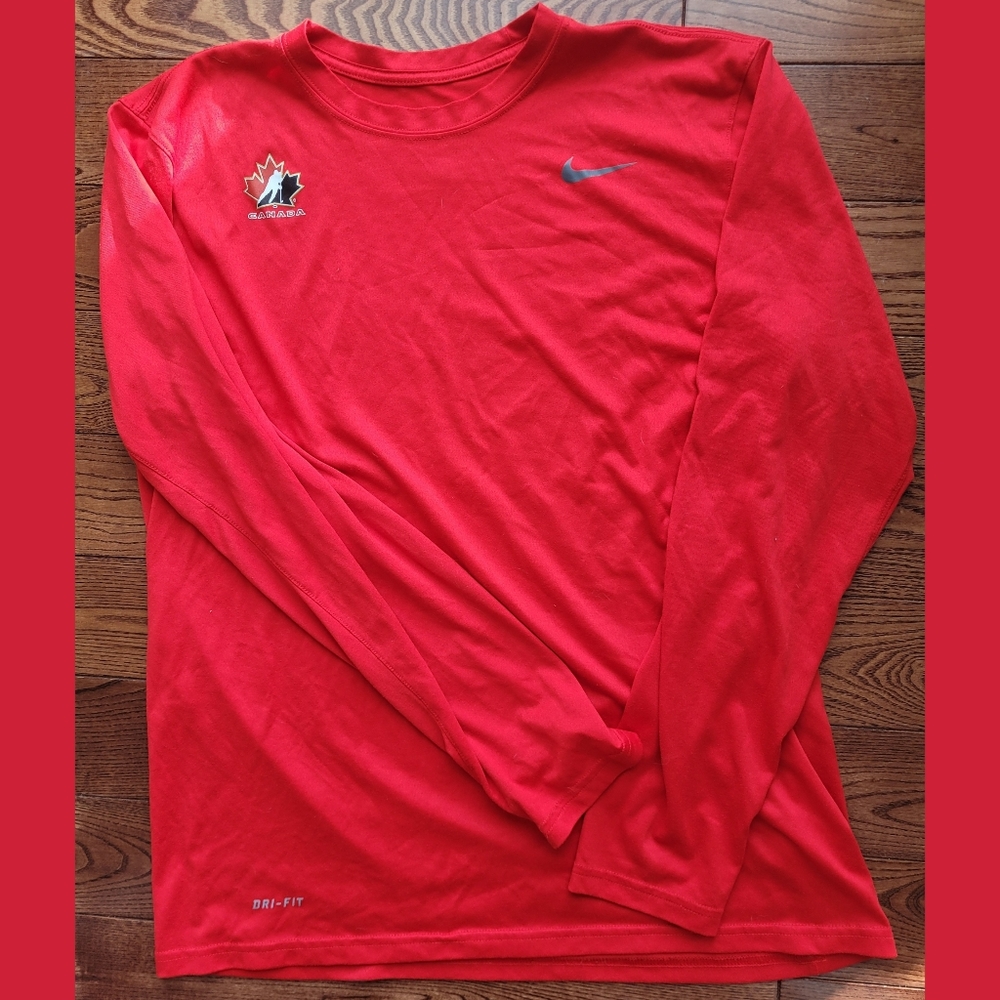Nike Dry-Fit Team Canada Long Sleeve Athletic Shirt